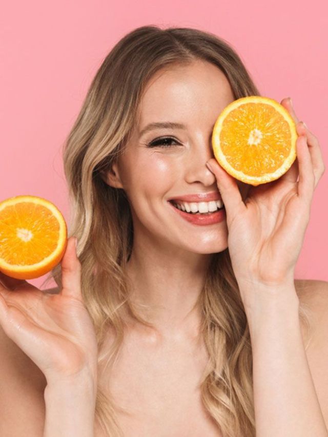 त्वचेसाठी फायदेशीर असलेली 4 फळे