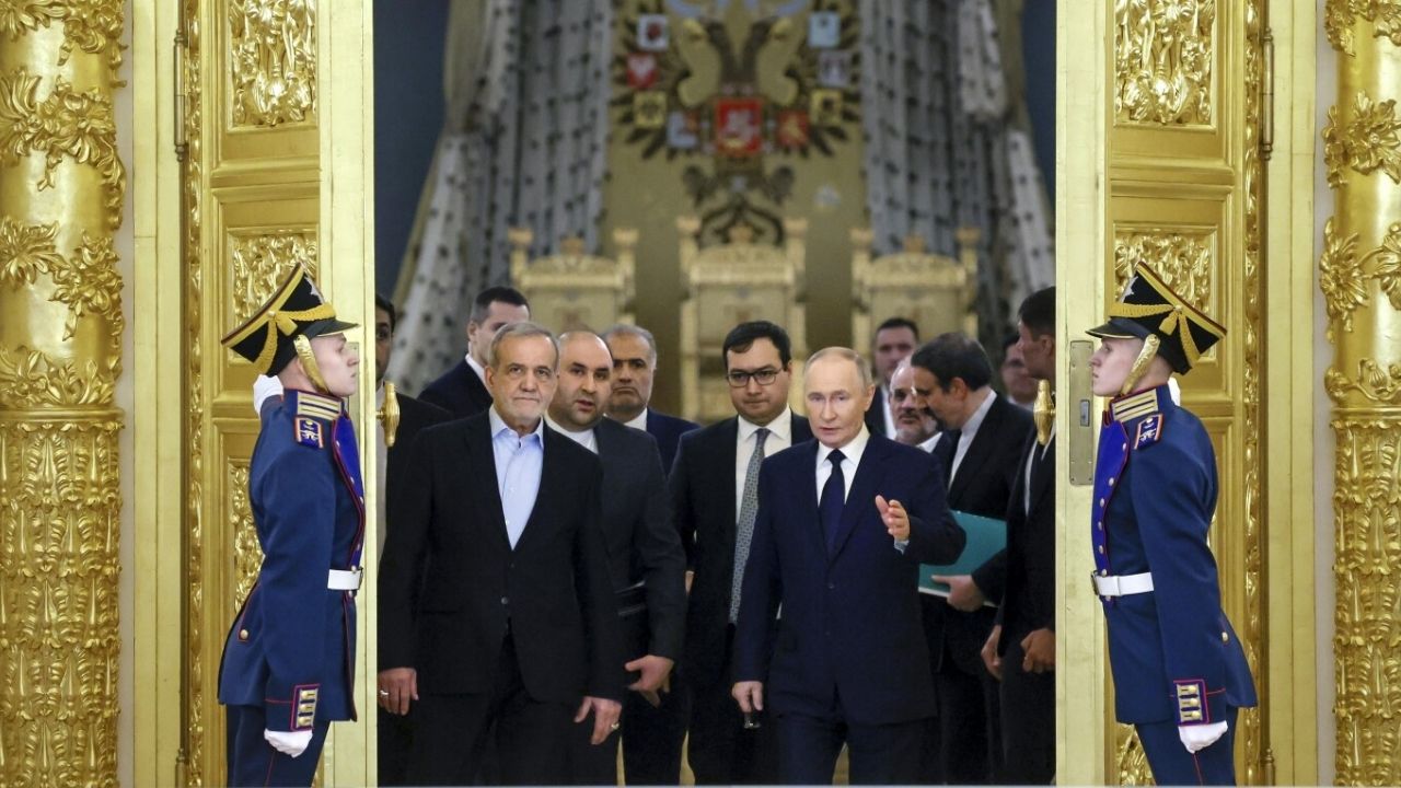 Secret Pact: अमेरिकेचा विश्वासघात! ट्रम्पला पत्ताच नव्हता अन् इराणने खेळली चाणाक्ष राजनैतिक चाल; थेट इस्राएल-रशियाच्या आशीर्वादाने