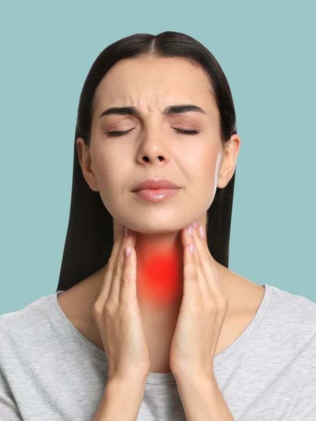 थायरॉईडशी संबंधित या लक्षणांकडे करू नका दुर्लक्ष