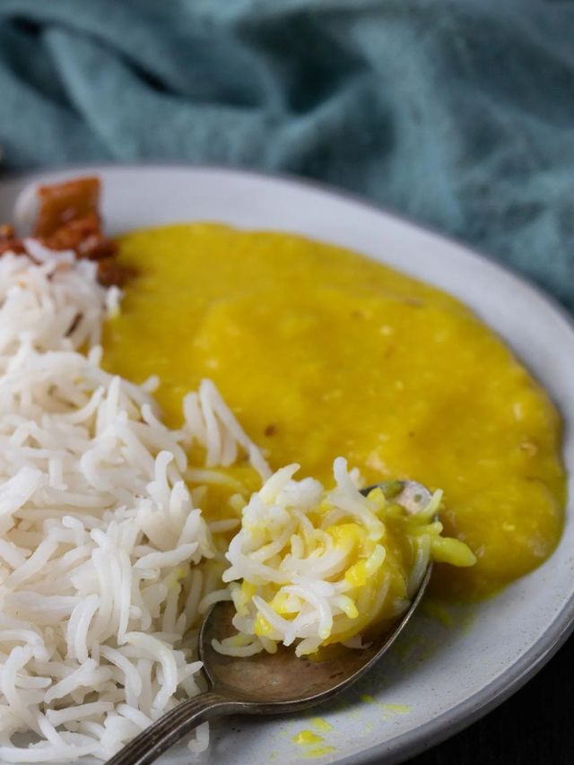 वरण भात आठवड्यातून किती वेळा खायला पाहिजे ?