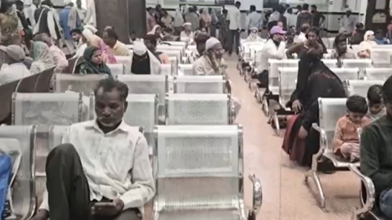 Ahilyanagar : अहिल्यानगरमध्ये दिव्यांग बोर्ड कर्मचाऱ्यांचा संप; दिव्यांग बांधव त्रस्त