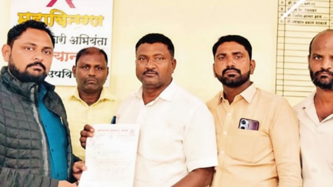 Ahilyanagar News: बिबट्यांचा मानवी वस्तीत मुक्तसंचार, खडकीमध्ये दहशत! दिवस वीजपुरवठ्याचे महावितरणला दिले निवेदन