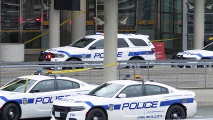 Canada School Shooting : कॅनडा हादरलं! हायस्कूलमधील भीषण गोळीबारात १० जणांचा मृत्यू, अनेक जखमी