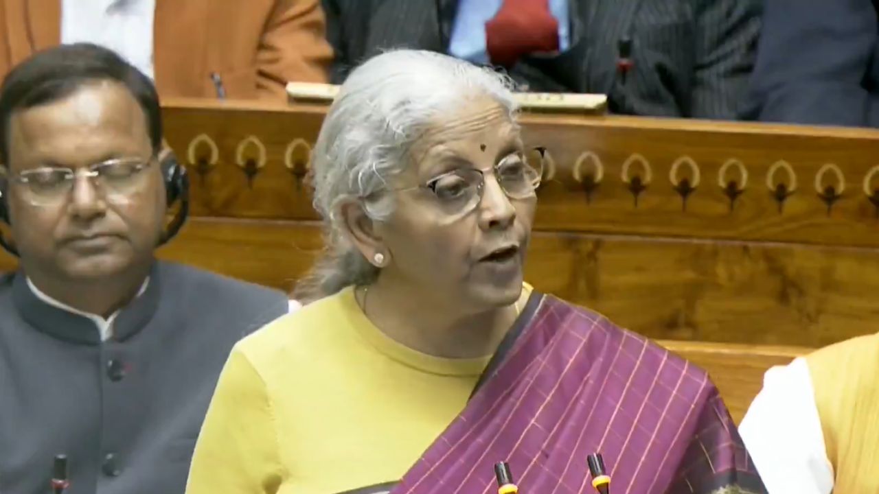 Chandrapur News: अन्नदात्याला न्याय मिळाला का? अर्थसंकल्पावरून राजकीय वाद पेटला; सत्ताधाऱ्यांकडून कौतुक, विरोधकांची टीका