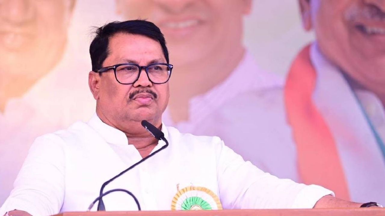 Maharashtra Politics : अजित पवारांच्या विमान अपघातातील ब्लॅक बॉक्स जळाला; ‘डाल में कुछ काला है’ म्हणत वडेट्टीवारांचा संशय