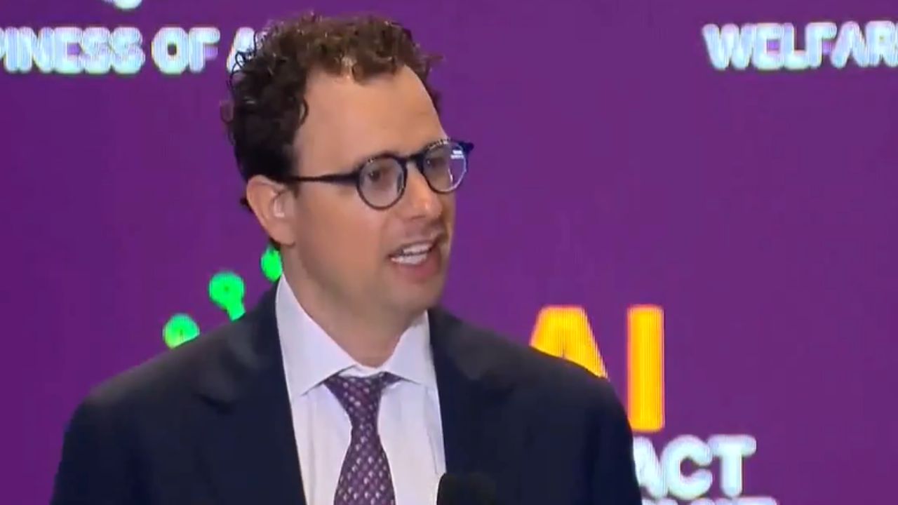 AI Impact Expo 2026: AI होणार अधिक शक्तिशाली? मानव मागे पडणार? Dario Amodei यांचा धक्कादायक दावा