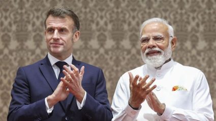 India France Friendship : मुंबईत फ्रान्स अध्यक्ष मॅक्रॉन यांचा ‘जय हो’ चा नारा; भारताचे केले भरभरुन कौतुक