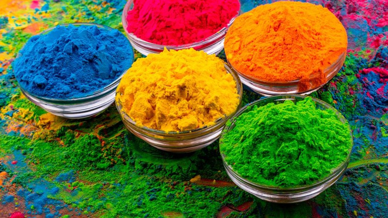Holi 2026: होळी आणि धुलिवंदन आहेत दोन वेगळे दिवस, करू नका गल्लत आणि जाणून घ्या या दिवसांमधील फरक