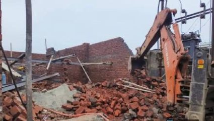 Vasai Virar Illegal Construction: वसईत अनधिकृत बांधकामांवर कडक कारवाई; महापौरांचा आक्रमक इशारा