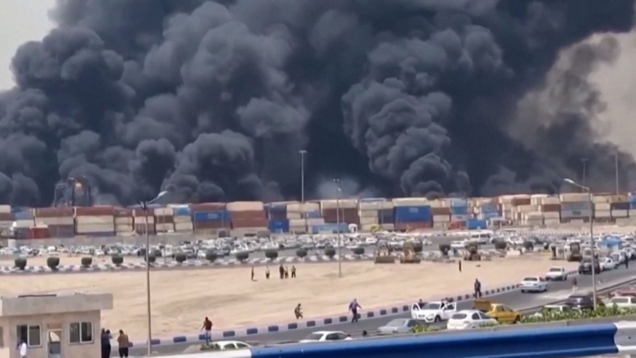 Iran Blast : युद्ध की घातपात? इराणमध्ये एकामागून एक भीषण धमाके; हल्ला असल्याचा संशय