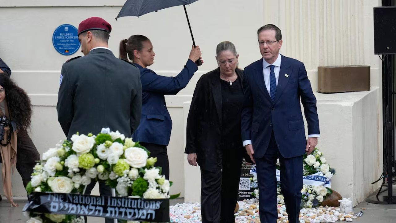 इस्रायली राष्ट्रपती ऑस्ट्रेलियाच्या दौऱ्यावर; Bondi Beach दहशतवादी हल्ल्याच्या पार्श्वभूमीवर सिडनीत कडेकोट सुरक्षा