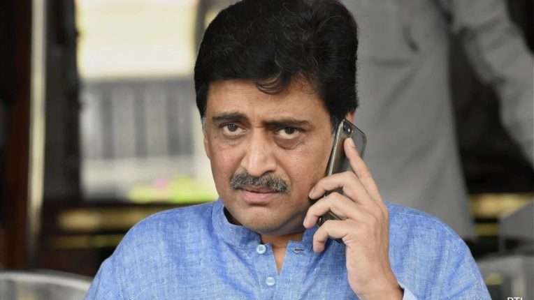 MP Dr. Ajit Gopchhade and MP Ashok Chavan support Nanded's development works in Delhi