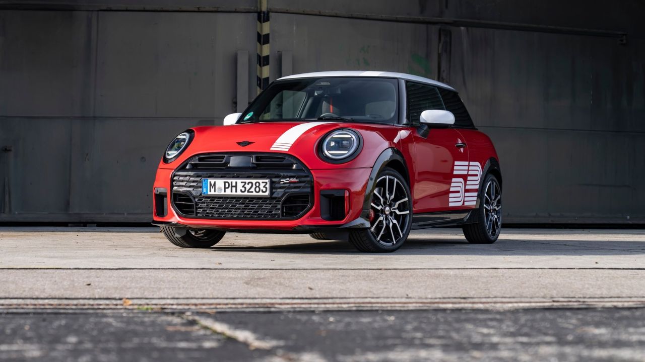 अवघ्या 6 सेकंदात 0-100 kmph स्पीड! दमदार पॉवरसह MINI Cooper S Victory Edition ची प्रि-बुकिंग सुरू