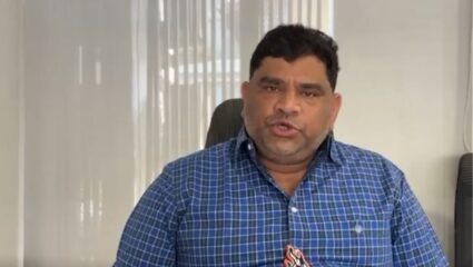 Vaibhav Naik: “एकनाथ शिंदे गद्दारीच्या पैशांवर निवडणूका लढवतात”- वैभव नाईक यांचा घणाघात