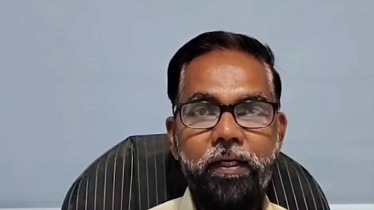 AHILYANAGAR : भारत – अमेरिका करार म्हणजे पराभव झाकण्याचा प्रयत्न; डॉ. अजित नवलेंची टीका