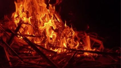 Nagpur: आगीत पेपर कंपनी खाक; सात तासांच्या प्रयत्नांनंतर मिळाले नियंत्रण