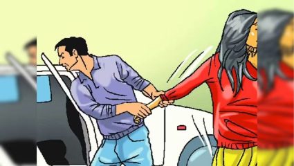 Pune Crime: धक्कादायक! बाजारपेठेत दिवसाढवळ्या तरुणीचं अपहरण; आई- भावाच्या डोळ्यात लाल तिखट आणि…