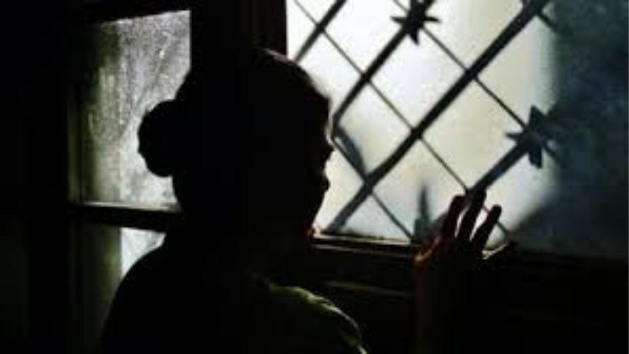 Punjab Crime: हिमाचलच्या तरुणीवर लैंगिक अत्याचार करत अश्लील व्हिडीओ केले व्हायरल… आरोपी फरार