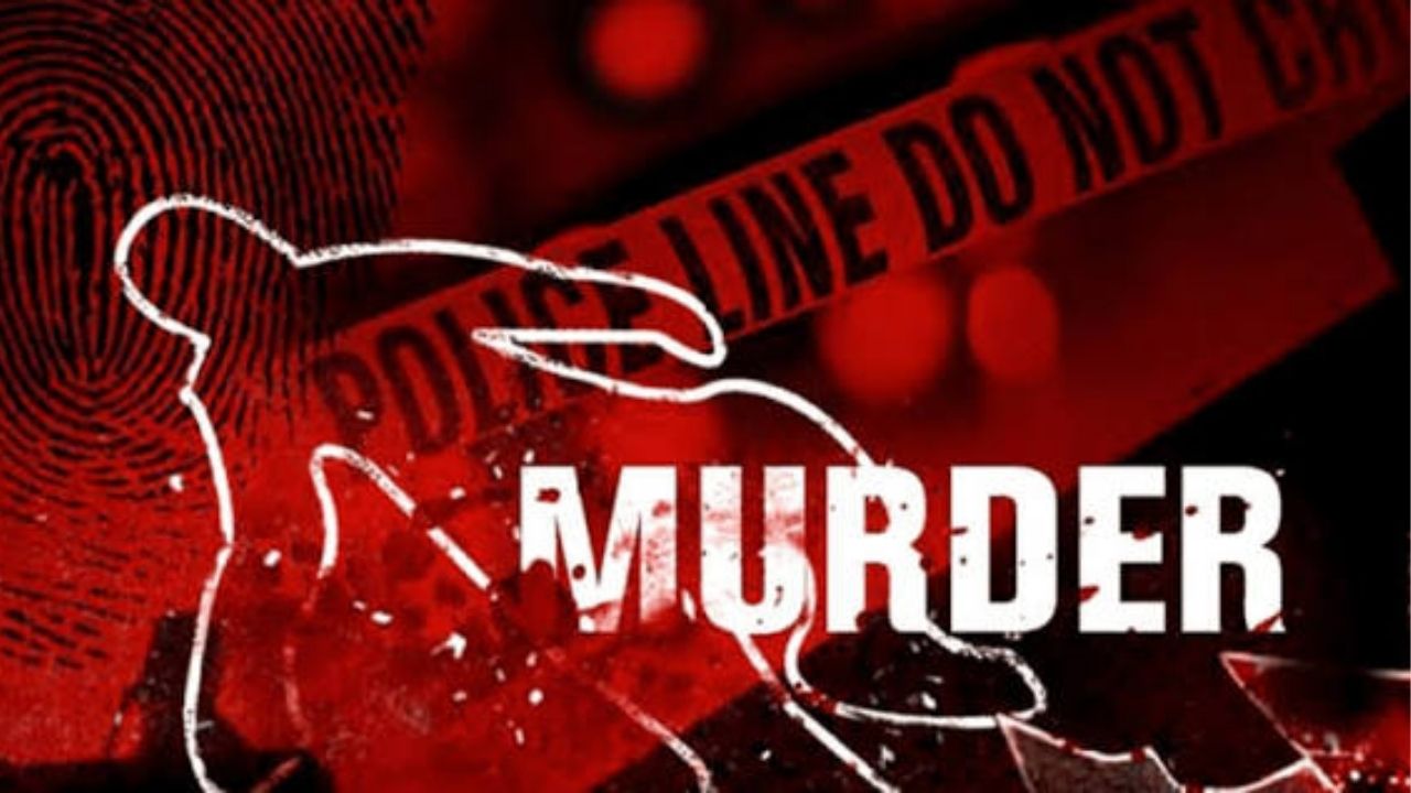 Chhattisgarh Crime: झोपेत असलेल्या कुटुंबावर कुऱ्हाडीने सपासप वार; तिघांचा मृत्यू तर…