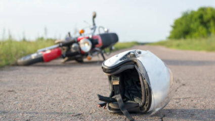 Crime News: भरधाव दुचाकीची सायकलस्वार मजुराला धडक, गंभीर जखमी