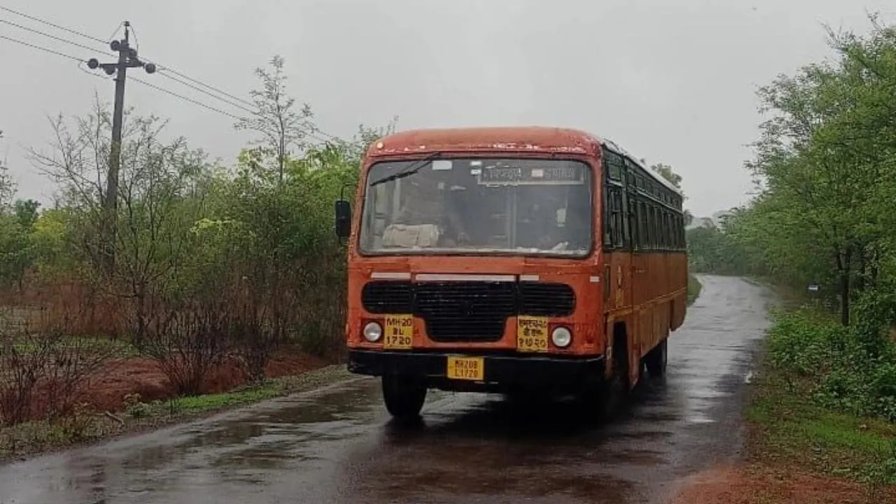 ‘लालपरी’ची चाके थांबणार? सरकारला २ दिवसांचा अल्टिमेटम; ST ‘बंद’चा दिला इशारा