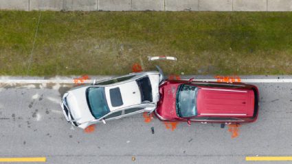 Gujarat Accident: कार आणि ट्रक समोरासमोर आले अन्…; भीषण घटनेत ५ जागीच ठार तर…