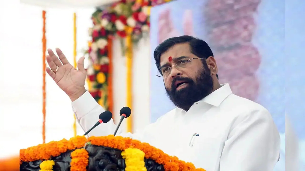 Maharashtra Politics: काँग्रेसच्या चड्डी-बनियान गँगवर शिंदेंची टीका; म्हणाले, “…हा एक प्रकारचा देशद्रोह”