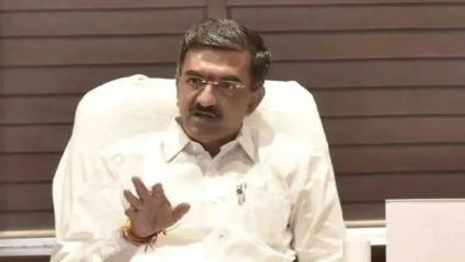 Pune News: ‘परवाना नसलेल्या फेरीवाल्यांवर…’; मंत्री शंभूराज देसाई देणार लवकरच आदेश