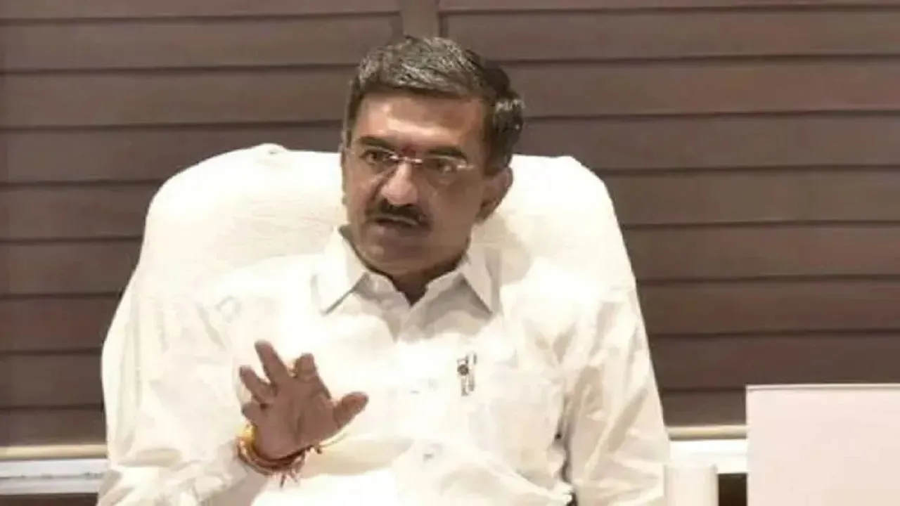 Pune News: ‘परवाना नसलेल्या फेरीवाल्यांवर…’; मंत्री शंभूराज देसाई देणार लवकरच आदेश