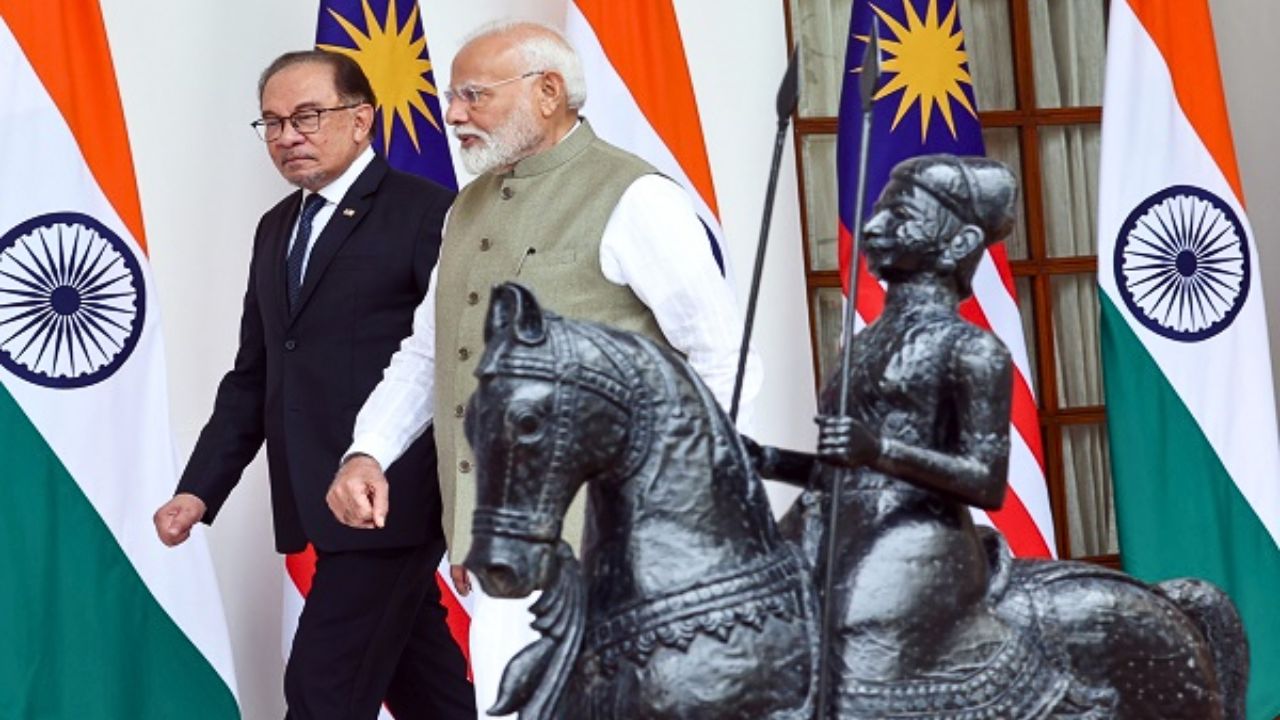 Bharat Shakti: क्वालालंपूरमध्ये मोदी लाट! 800 कलाकारांचा डान्स, 15,000 भारतीयांचा जल्लोष आणि संरक्षणाची बिग डील ठरणार खास