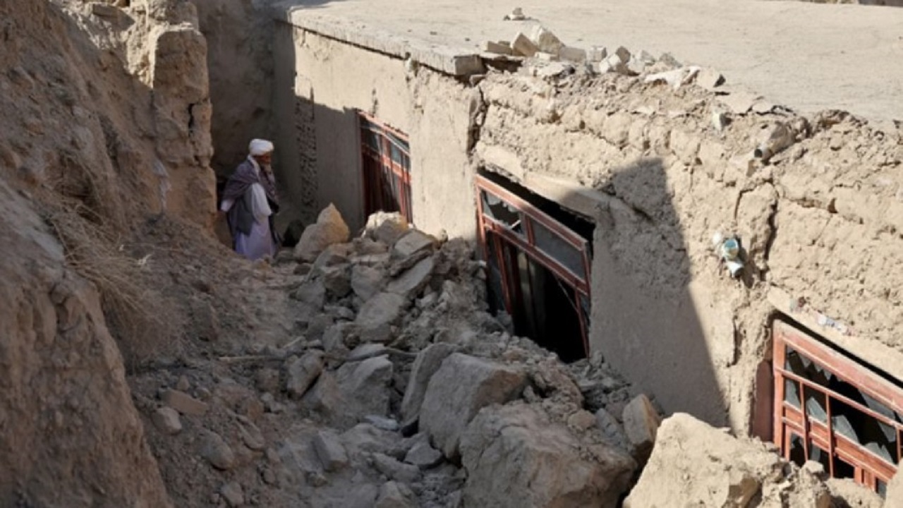 Pakistan Airstrike : पाकिस्तानचा अफगानिस्तानवर हवाई हल्ला; सात दहशतवादी अड्ड्यांना केलं उद्ध्वस्त