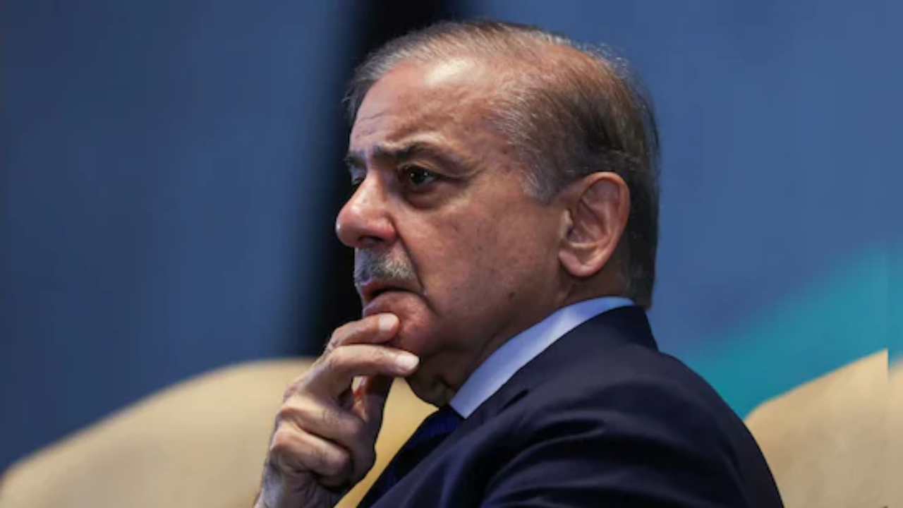 Kashmir Solidarity Day : Operation Sindoor च्या जखमांवर पांघरुण घालणार पाकिस्तान? काश्मीरच्या नावाखाली पुन्हा जनतेला मुर्ख बनवणार