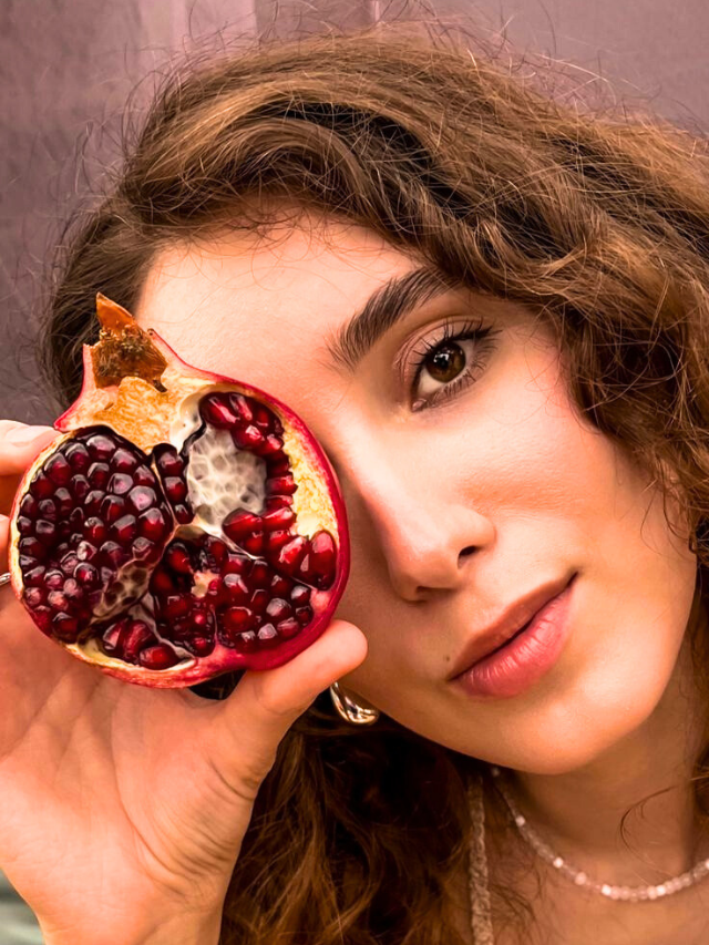 प्रजनन क्षमता वाढवणारे गुणकारी डाळिंब