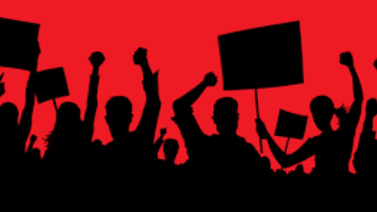 Hingoli News : लिपिक वर्गीय कर्मचाऱ्यांचे आंदोलन! हिंगोली जिल्हा परिषद, पंचायत समितीचे कामकाज ठप्प