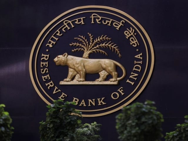 RBI Interest Rate Update: आरबीआयच्या होणाऱ्या पतधोरण बैठकीत रेपो दर ‘जैसे थे’ राहणार? RBI कडून स्पष्ट संकेतांची अपेक्षा