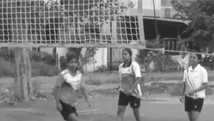 Sangli : सांगलीतील ग्रामीण भागातील मुलीची वर्ल्डकपकडे भरारी, शूटिंग बॉल खेळणार