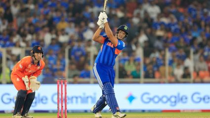 IND vs NED, T20 World Cup : शिवम दुबेने राखली लाज! भारताचे नेदरलँड्ससमोर 194 धावांचे लक्ष्य; लोगन व्हॅन बीक चमकला 