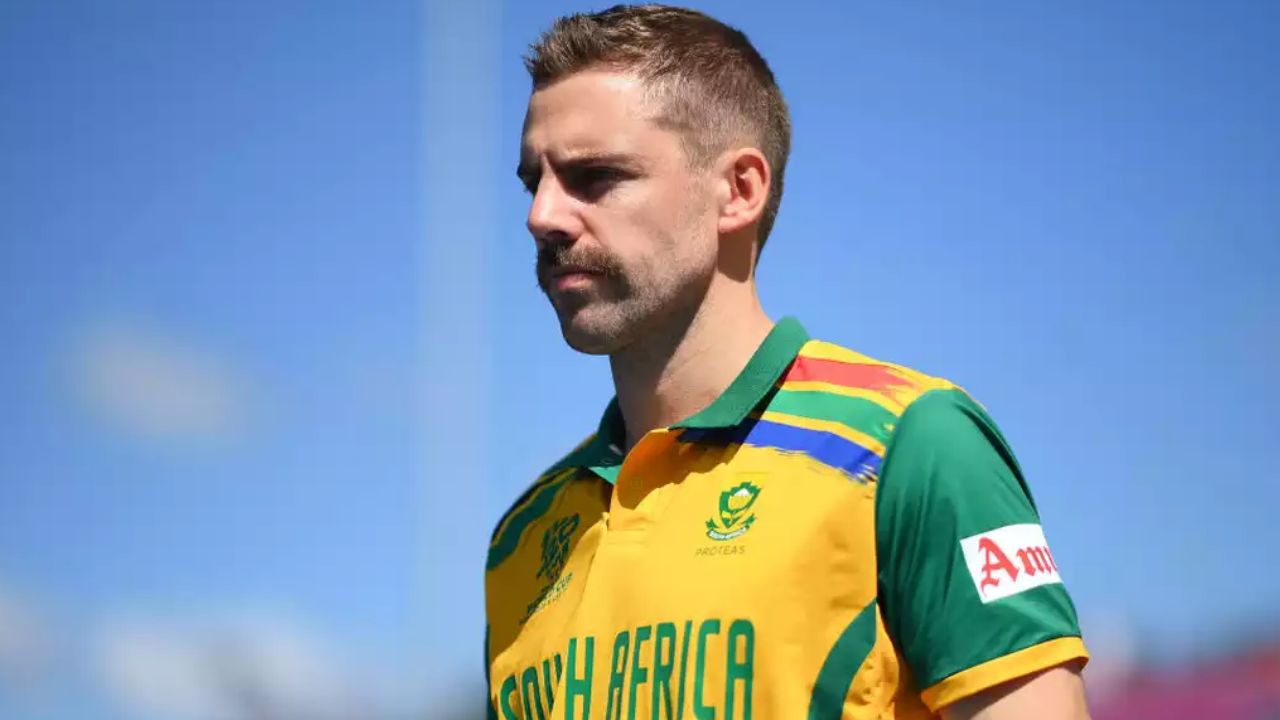 RSA vs UAE : एनरिच नोर्कियाने टी-२० विश्वचषकात घडवला इतिहास! ‘हा’ भीम पराक्रम करणारा जगातील तो दुसराच वेगवान गोलंदाज 
