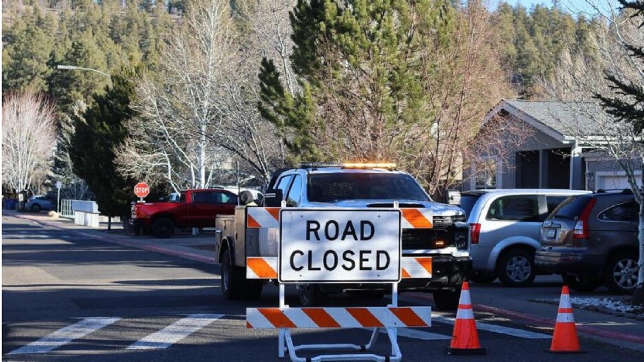 अमेरिकेत हेलिकॉप्टरचा अपघात; पायलटसह दोघांचा मृत्यू, गोळीबार सुरु असतानाच…