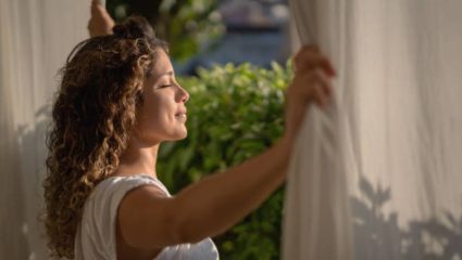 सुंदर दिवसाच्या शुभेच्छा देण्यासाठी प्रियजनांना पाठवा ‘हे’ मराठमोळे मेसेज, दिवसाची सुरुवात होईल सकारात्मकतेने