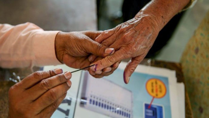 ग्रामपंचायत निवडणुकांचा बिगुल वाजला! धाराशिव तालुक्यातील ६५ ग्रामपंचायतींच्या प्रभाग रचनेसंदर्भात कारवाई सुरू