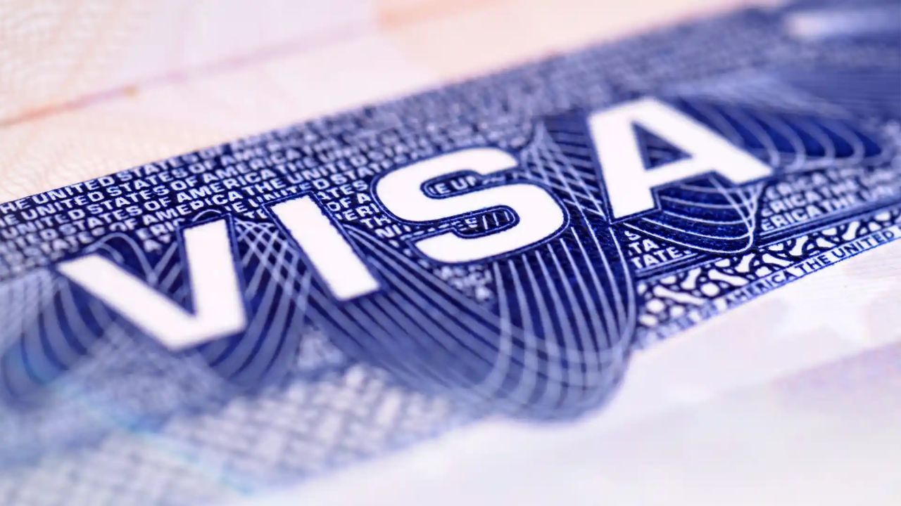 Thailand फिरायला जाताय? व्हिसा नियमांत झाले मोठे बदल, ‘हे’ माहीत नसल्यास विमानतळावरूनच व्हावं लागेल परत