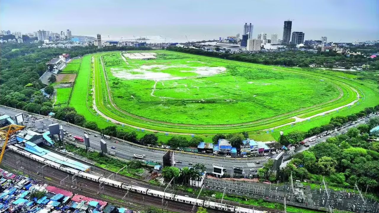 Mumbai Central Park: महालक्ष्मी रेसकोर्सवरील ‘सेंट्रल पार्क’ वादाच्या भोवऱ्यात! १०२ वास्तुविशारदांचा भूमिगत बांधकामाला तीव्र विरोध