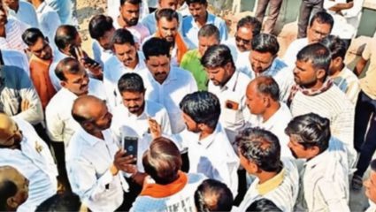 Vaijapur News: वैजापुरात पाण्यावरून वादंग; ‘बोरदहेगाव’तून पाणी सोडण्यास विरोध केल्यानंतर स्थगितीचा निर्णय