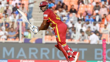 T20 World Cup 2026 मध्ये Romario Shepherd ने रचला इतिहास, अशी कामगिरी करणारा ठरला जगातील पहिला खेळाडू