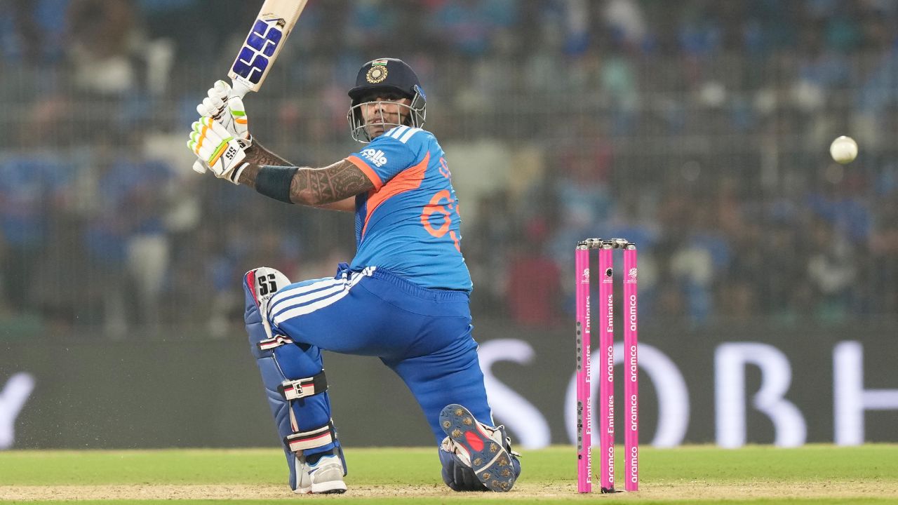 Suryakumar Yadav Milestone: ‘सूर्या’ भाऊची कमाल! नवा मोठा रेकॉर्ड केला नावावर; दिग्गजांच्या यादीत कोरले नाव