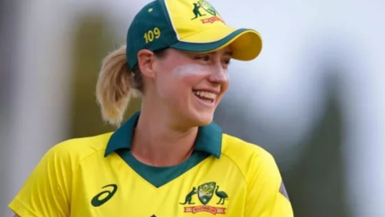 IND w vs AUS W, T-20 Series : एलिस पेरीने इतिहास घडवला! ऑस्ट्रेलियासाठी ‘हा’ भीम पराक्रम करणारी ठरली पहिली महिला खेळाडू