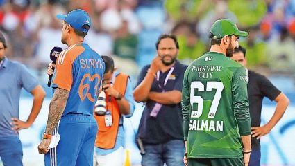 T20 World Cup 2026 मध्ये IND vs PAK सामना होईल का? आयसीसीने पाकिस्तानसोबत घेतली बैठक, बांगलादेशचे अध्यक्षही उपस्थित