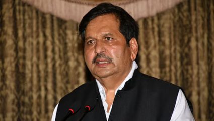 Mumbai: बांगलादेशी आणि रोहिंग्या घुसखोरांना दणका! मुंबईत ‘जनहित सुरक्षा समित्या’ स्थापन होणार; मंगलप्रभात लोढा आक्रमक