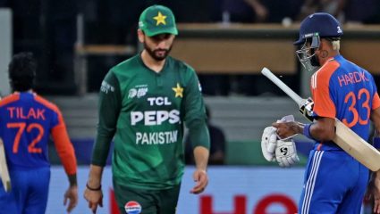 IND vs PAK : टीम इंडिया पुन्हा पाकिस्तानच्या जखमेवर मीठ चोळणार का? नजर टाका हेड टू हेड आकडेवारीवर